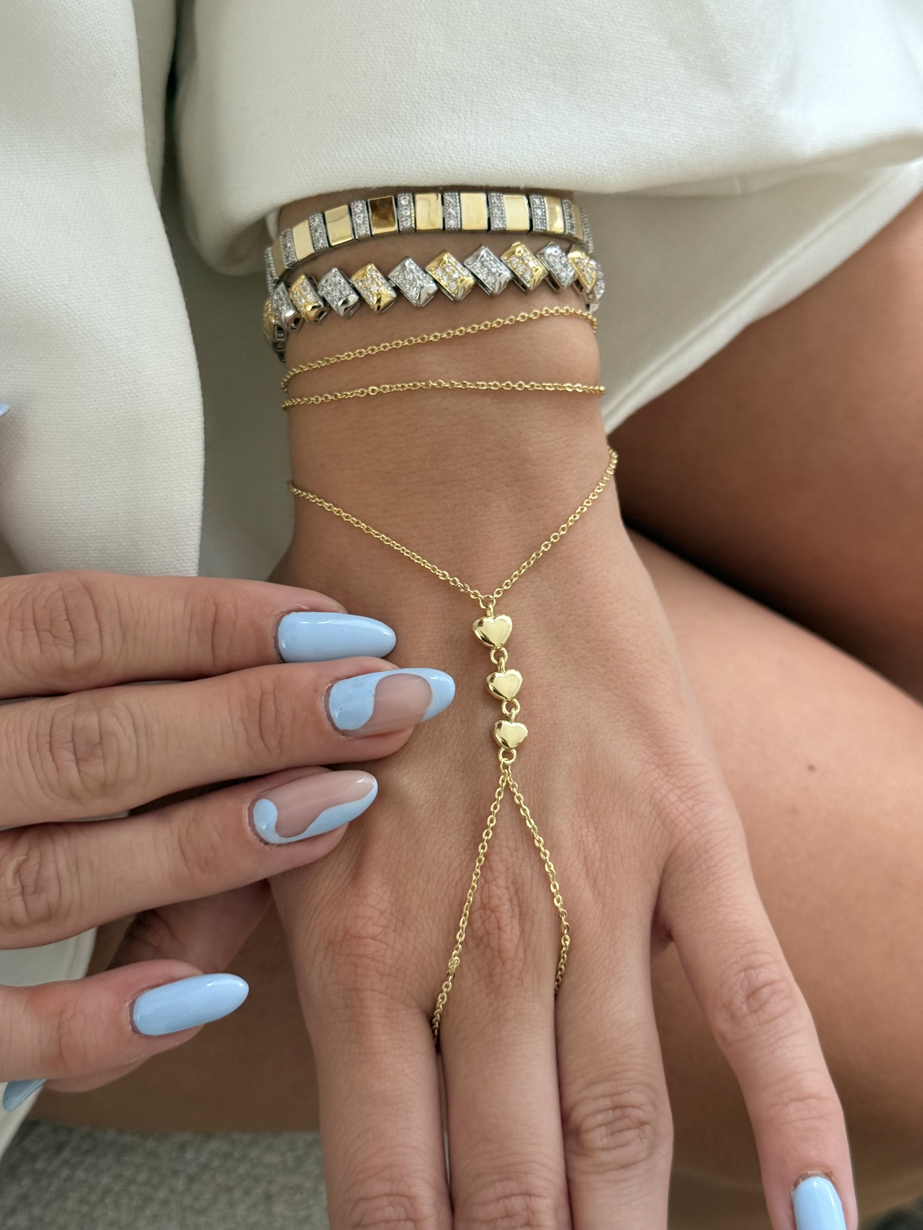 MY1VPHNDC0024 gold-hand-chain-stainless-steel-waterproof-trendy-wholesale-myaccessories wholesale jewelry HAND CHAINS  Catwalk Jewellery Europe