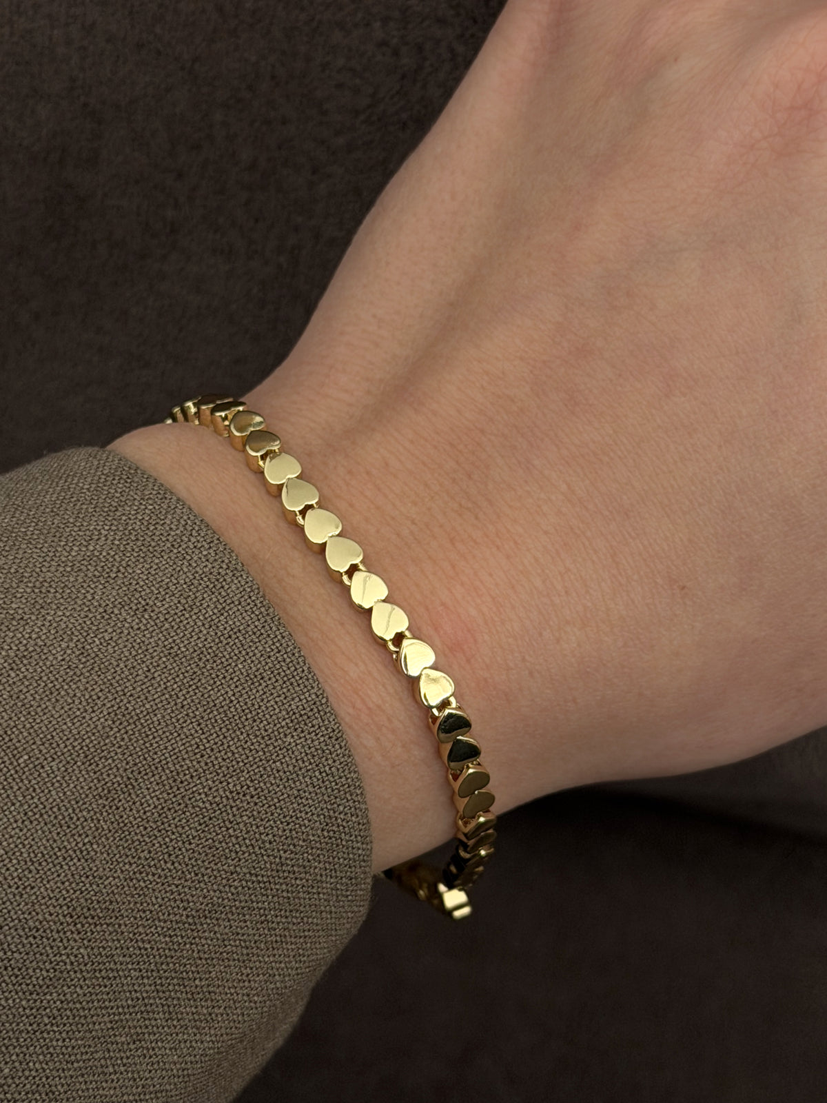 CW1VPBRCLT008-gold-solid-mini-heart-link-bracelet-catwalkjewellery wholesale jewelry BRACELETS  Catwalk Jewellery Europe