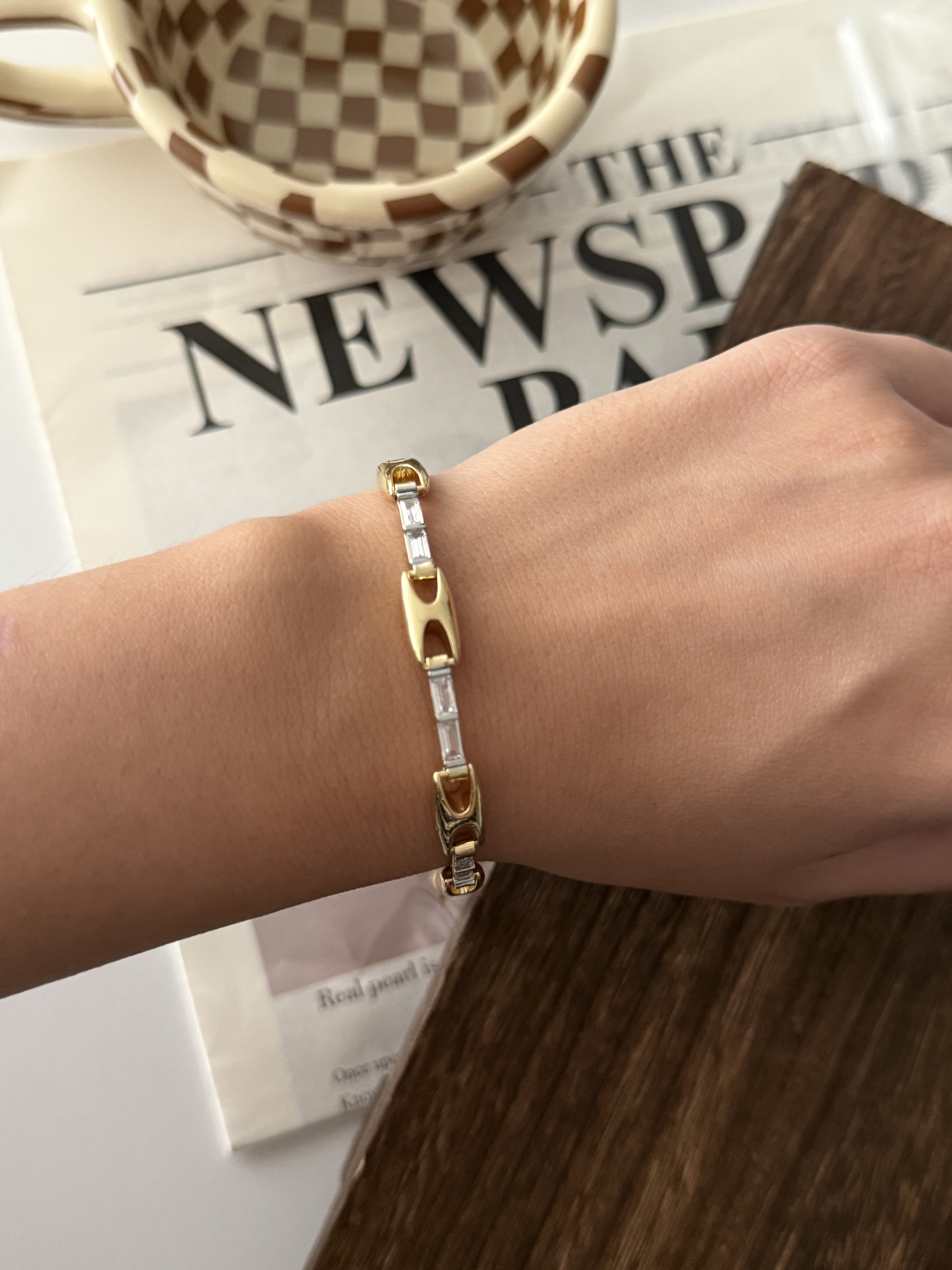 MY1VPBRCL006 gold-bracelet-stainless-steel-wholesale-myaccessories wholesale jewelry BRACELETS  Catwalk Jewellery Europe