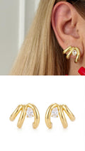 18K Gold Plated Stainless Steel Triple Claw Oval CZ Stud Earrings - CW1VPEARNG00373 | Wholesale Stainless Steel Jewelry Catwalk Jewellery Europe