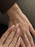 MY1VPHNDC0049 gold-hand-chain-stainless-steel-waterproof-trendy-wholesale-myaccessories wholesale jewelry HAND CHAINS  Catwalk Jewellery Europe