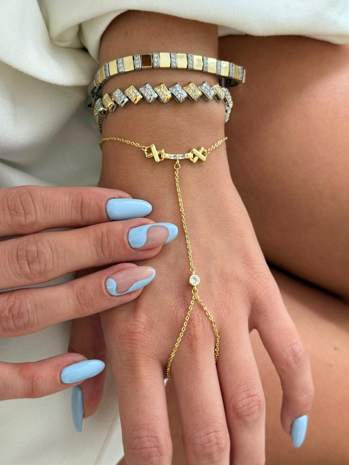 MY1VPHNDC0058 gold-hand-chain-stainless-steel-waterproof-trendy-wholesale-myaccessories wholesale jewelry HAND CHAINS  Catwalk Jewellery Europe