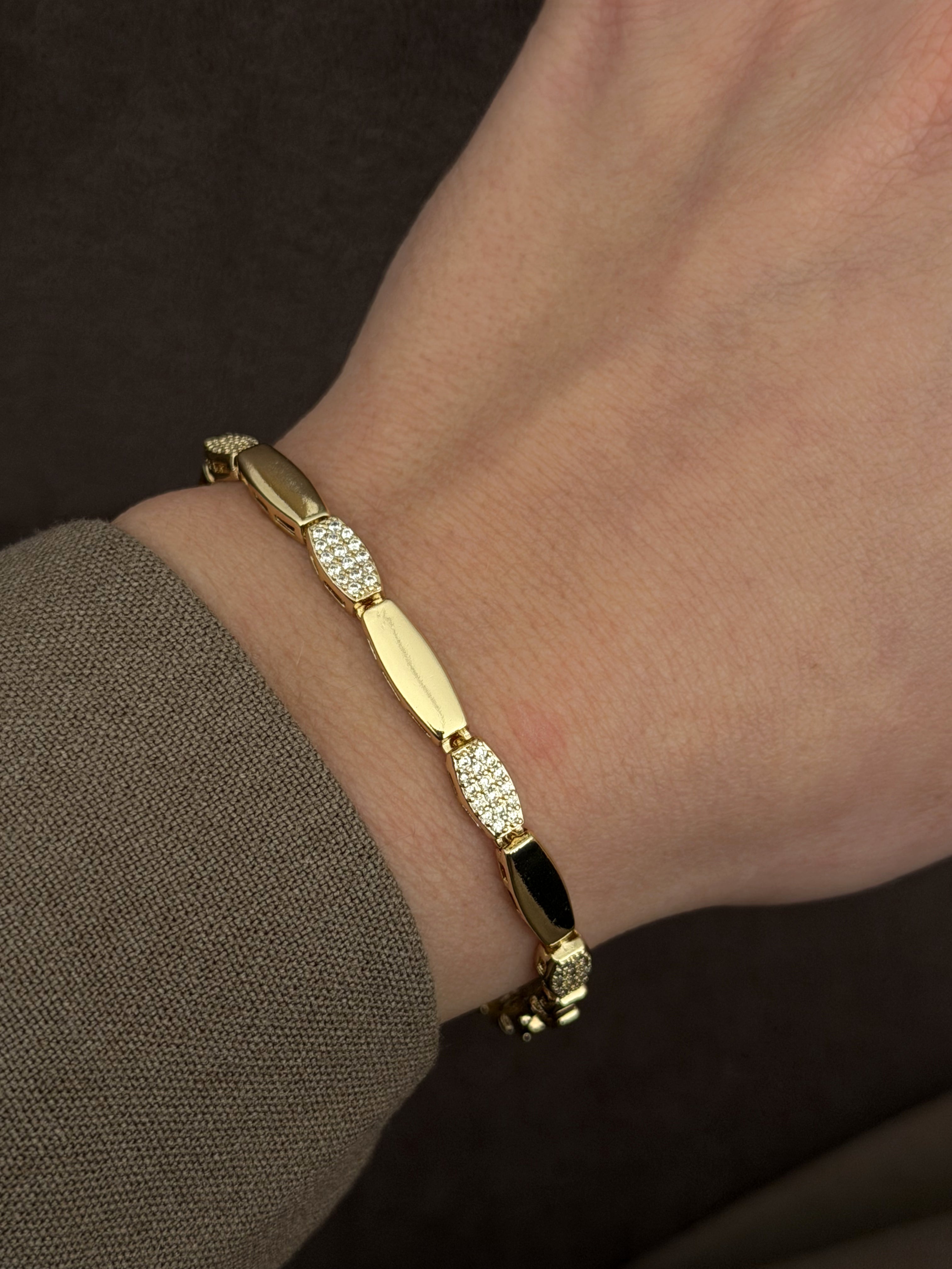 CW1VPBRCLT0020-gold-cz-pave-alternating-marquise-and-polished-link-bracelet-catwalkjewellery wholesale jewelry BRACELETS  Catwalk Jewellery Europe