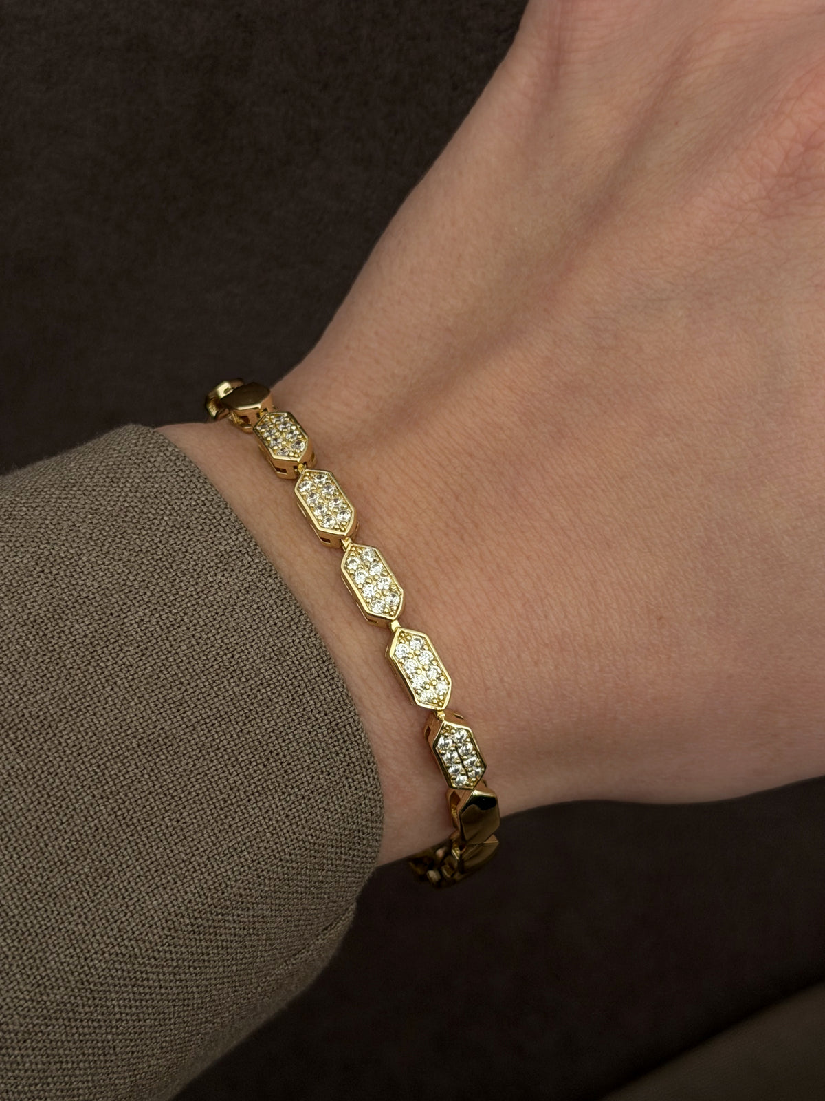 Gold CZ Pave Geometric Hexagonal Link Bracelet - CW1VPBRCLT0022 | Wholesale Stainless Steel Jewelry Catwalk Jewellery Europe