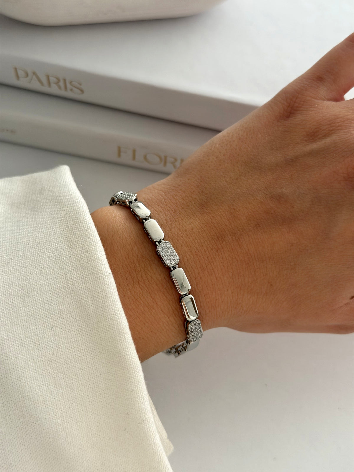 CW1VPBRCLT0050-silver-cz-pave-alternating-rectangle-link-bracelet-catwalkjewellery wholesale jewelry BRACELETS  Catwalk Jewellery Europe