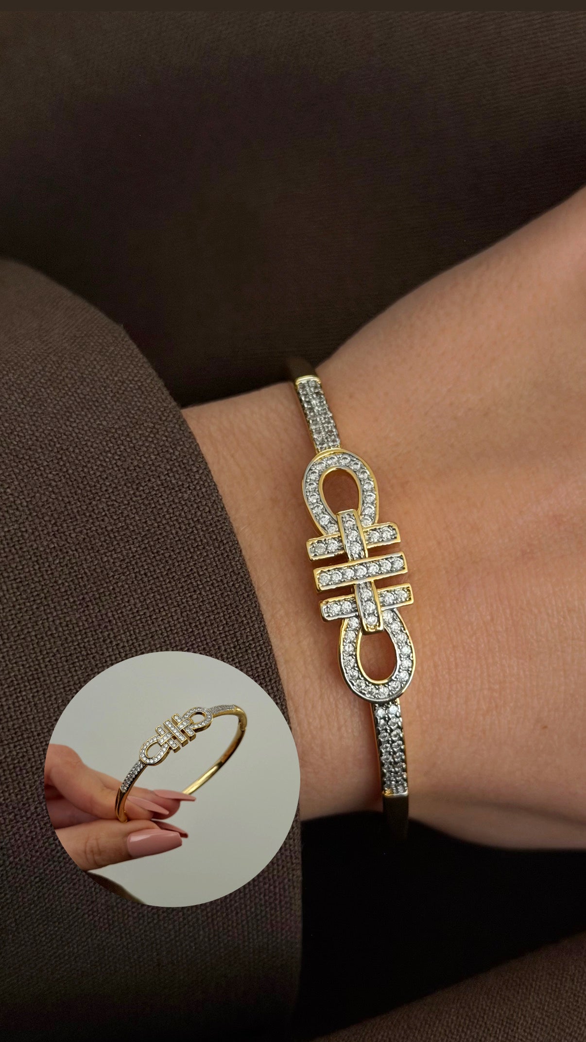 MY1VPHCUFF0021 gold-cuff-bracelet-stainless-steel-waterproof-minimalist-wholesale-myaccessories wholesale jewelry CUFF BRACELETS Catwalk Jewellery Europe