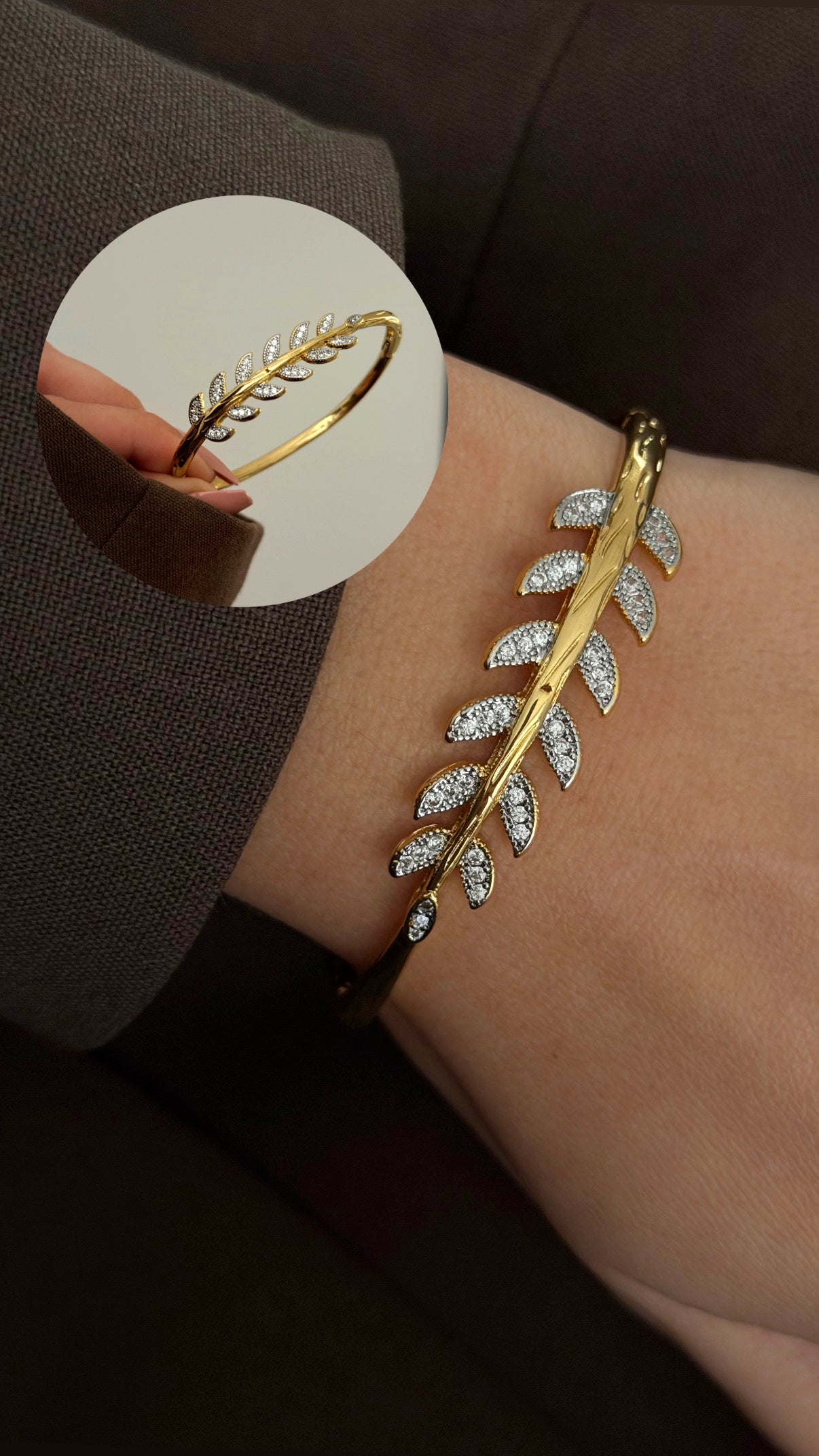 MY1VPHCUFF0023 gold-cuff-bracelet-stainless-steel-waterproof-minimalist-wholesale-myaccessories wholesale jewelry CUFF BRACELETS Catwalk Jewellery Europe
