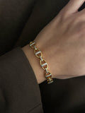 MY1VPHCUFF0027 gold-cuff-bracelet-stainless-steel-waterproof-minimalist-wholesale-myaccessories wholesale jewelry CUFF BRACELETS Catwalk Jewellery Europe