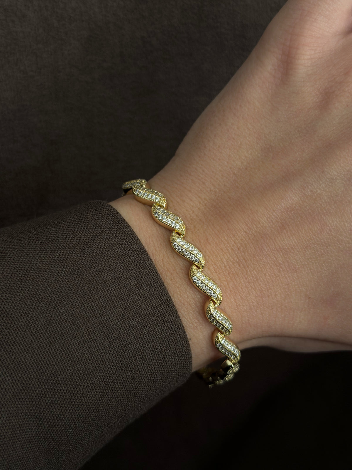 CW1VPBRCLT0087-gold-cz-pave-wavy-s-link-tennis-bracelet-catwalkjewellery wholesale jewelry BRACELETS  Catwalk Jewellery Europe