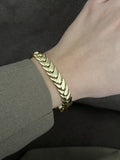 Gold Solid Overlapping Leaf Chevron Link Bracelet - CW1VPBRCLT00112 | Wholesale Stainless Steel Jewelry Catwalk Jewellery Europe