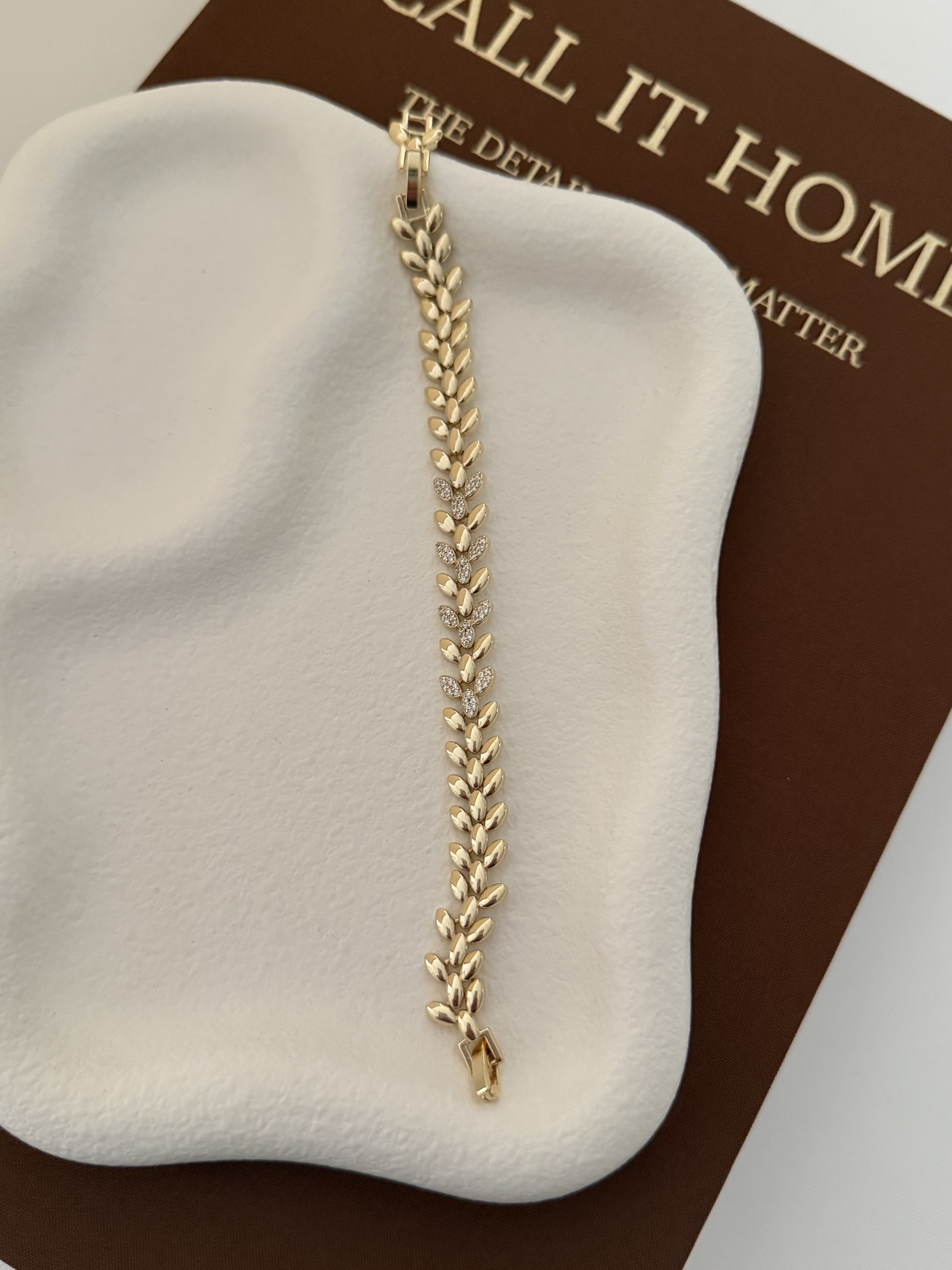 MY1VPBRCL00113 gold-bracelet-stainless-steel-wholesale-myaccessories wholesale jewelry BRACELETS  Catwalk Jewellery Europe