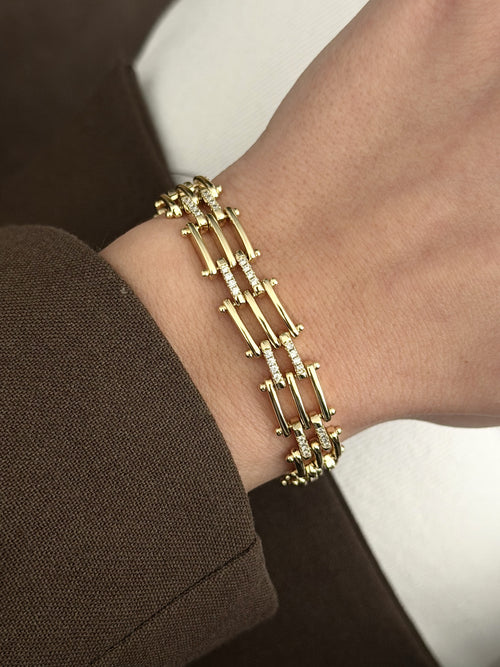 MY1VPBRCL00145 gold-bracelet-stainless-steel-wholesale-myaccessories wholesale jewelry BRACELETS  Catwalk Jewellery Europe