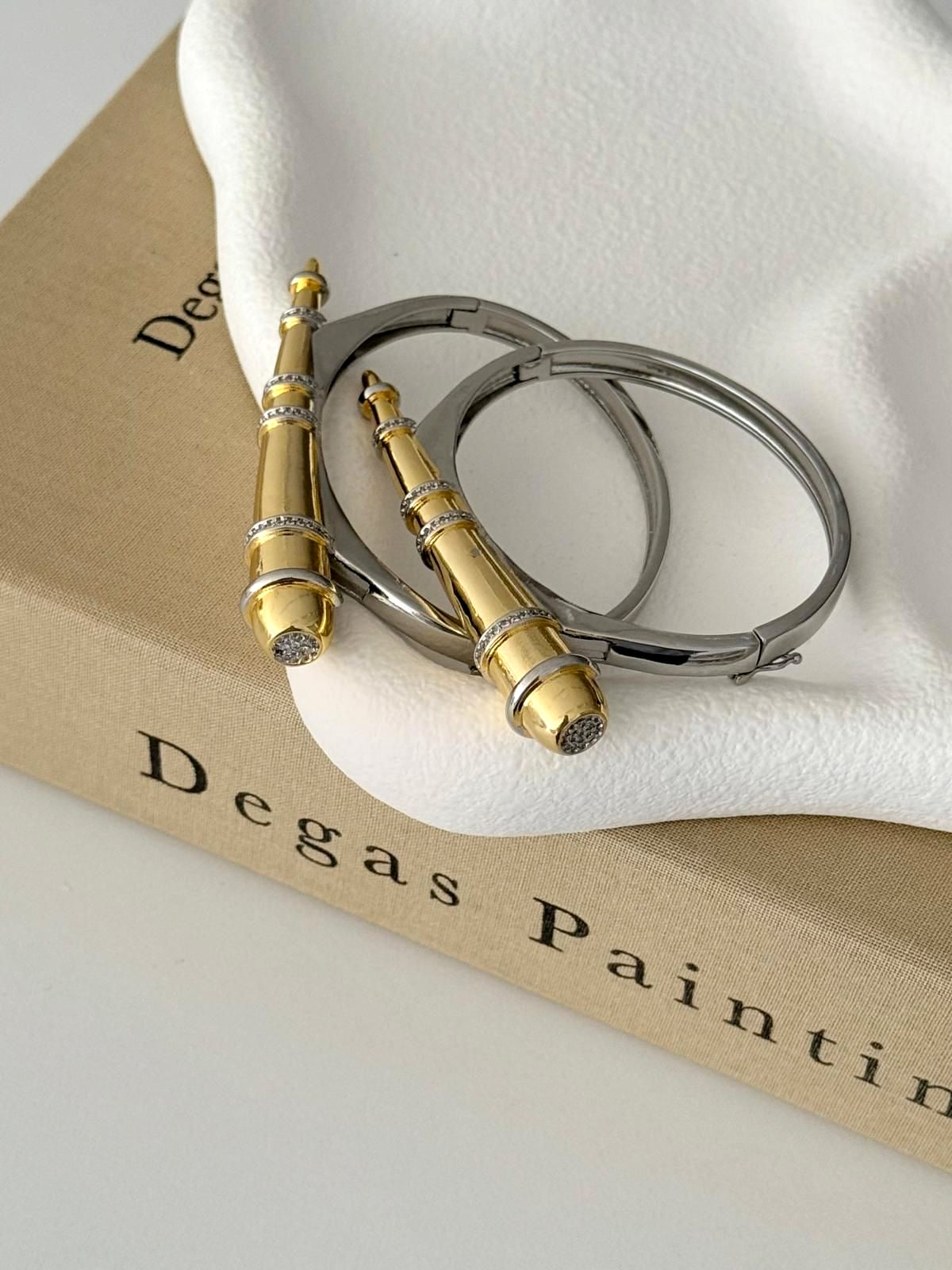 MY1VPHCUFF0048 gold-cuff-bracelet-stainless-steel-waterproof-minimalist-wholesale-myaccessories wholesale jewelry CUFF BRACELETS Catwalk Jewellery Europe