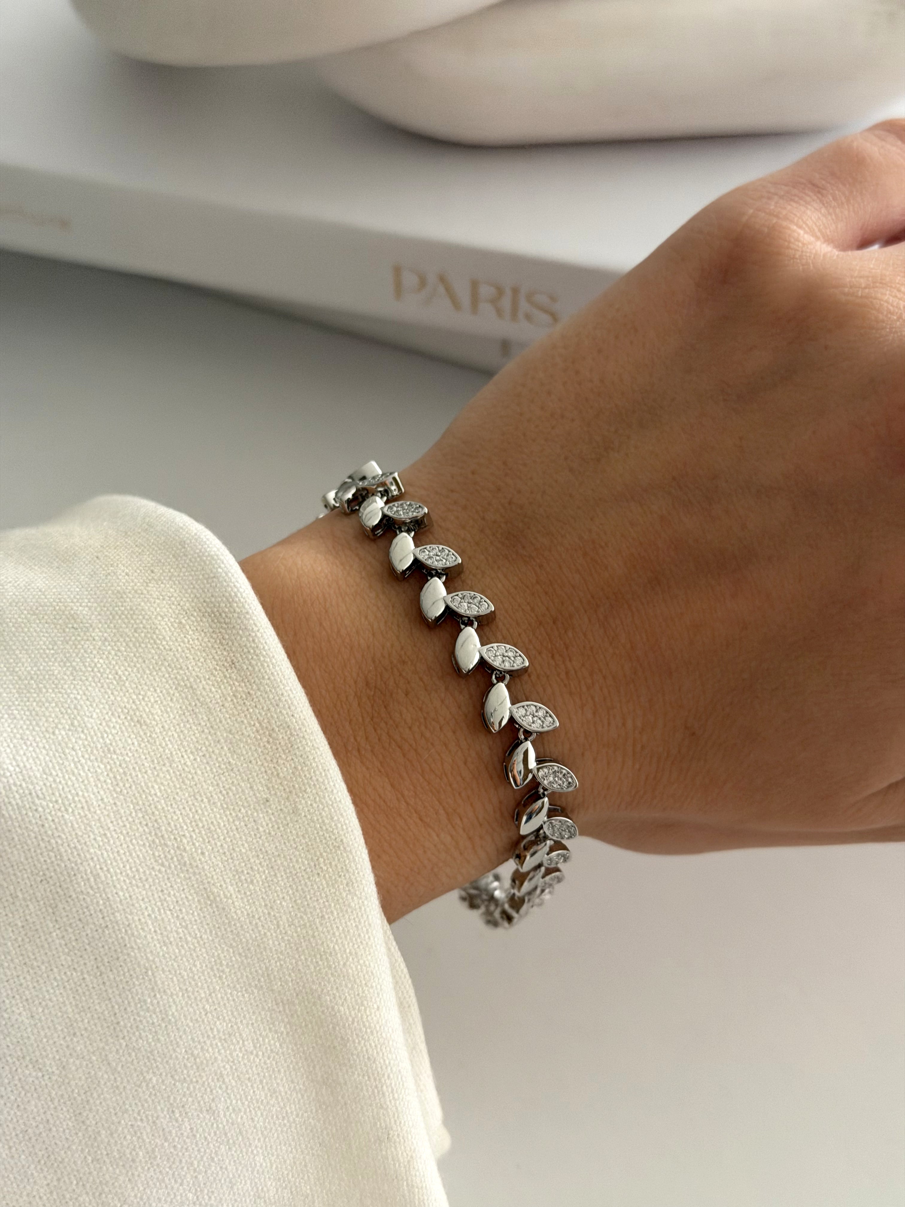 Silver Cz Pave Overlapping Leaf Motif Link Bracelet wholesale jewelry BRACELETS  Catwalk Jewellery Europe