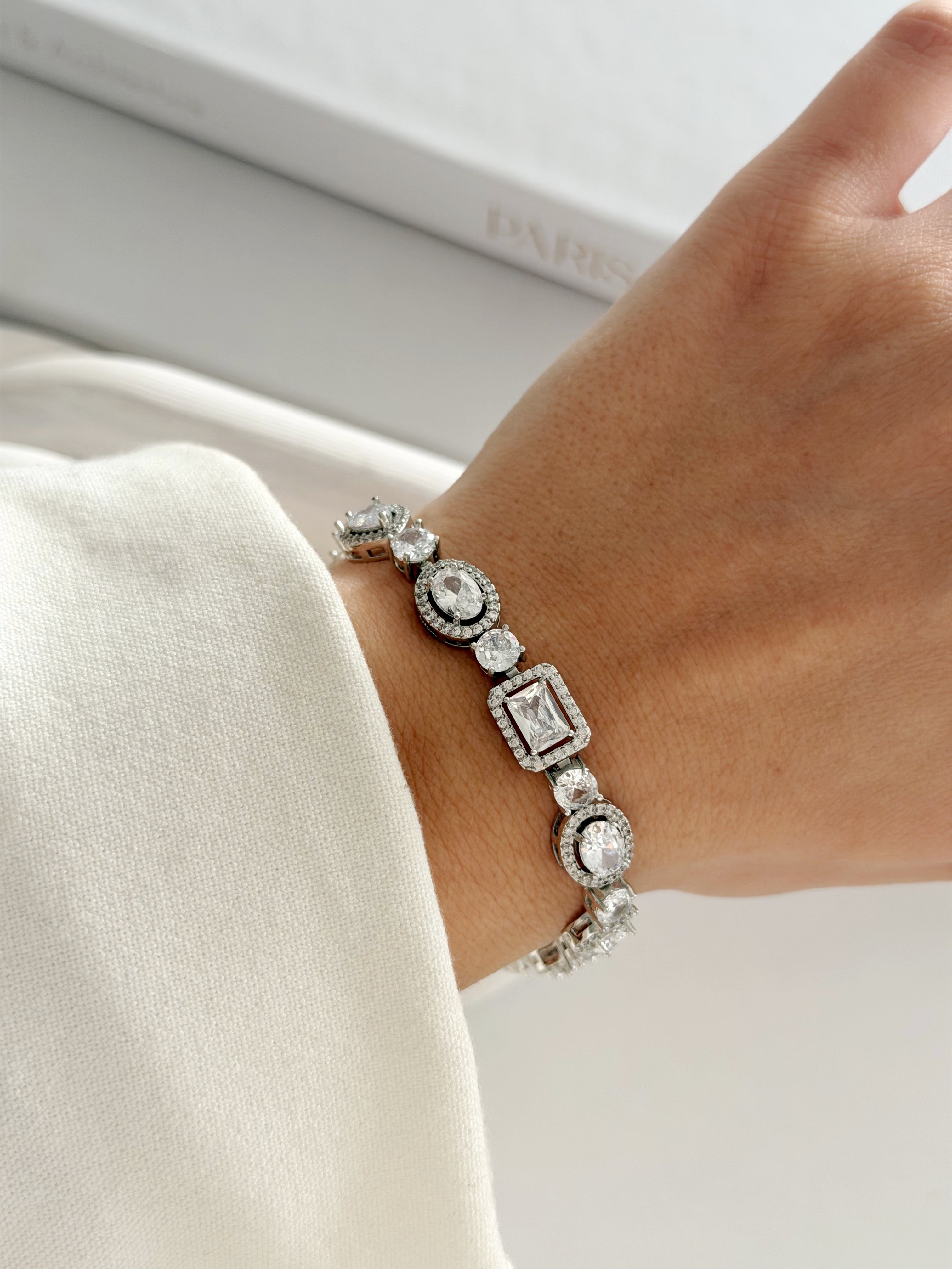 Silver Cz Pave Alternating Oval And Emerald Halo Link Bracelet wholesale jewelry BRACELETS  Catwalk Jewellery Europe