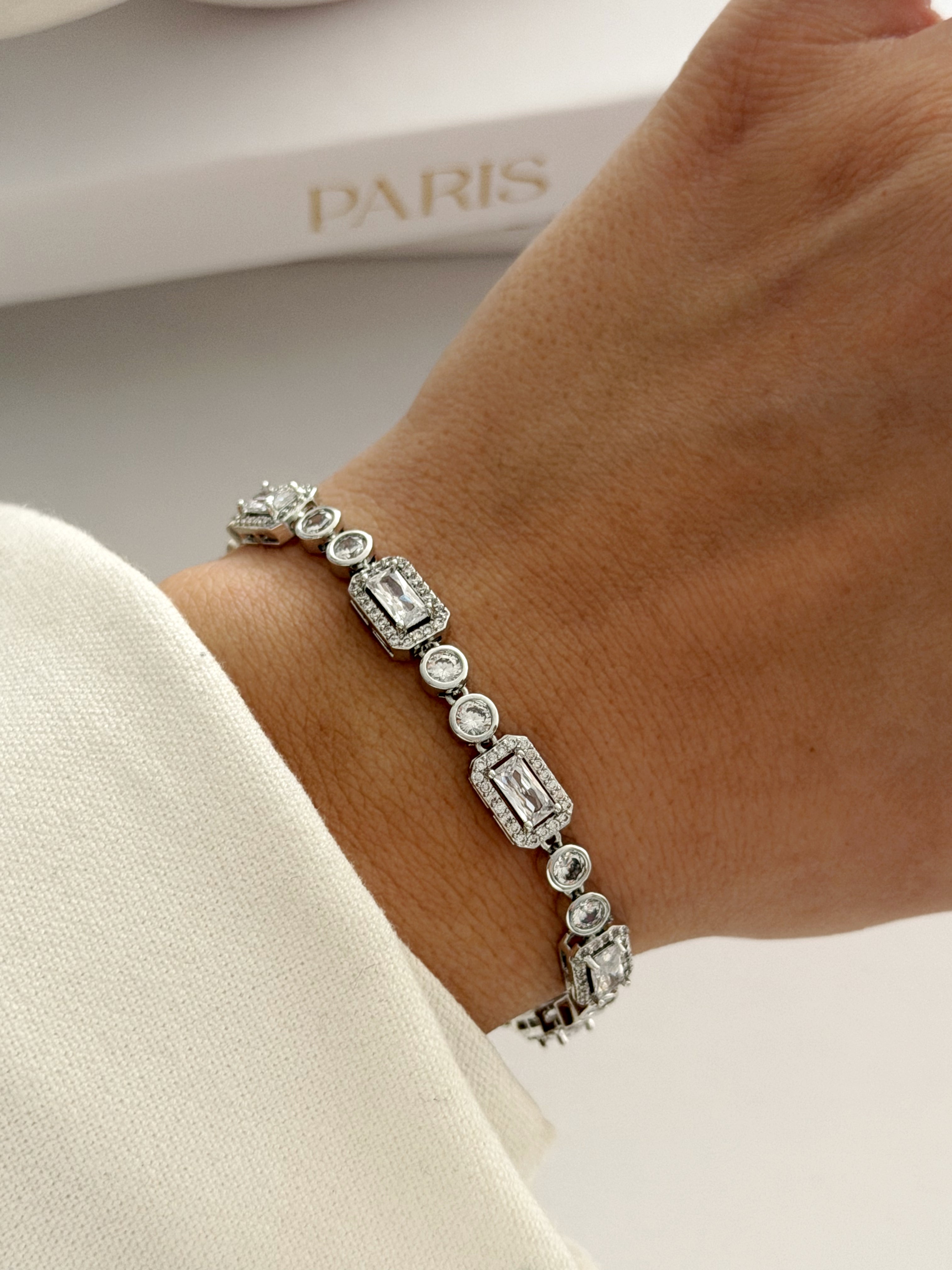 Silver Cz Pave Alternating Emerald Halo And Round Bezel Bracelet wholesale jewelry BRACELETS  Catwalk Jewellery Europe